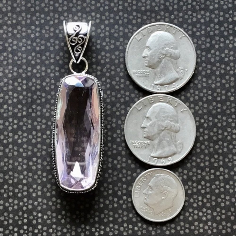 Light Pink Topaz Gemstone Pendant - Picture 3 of 9